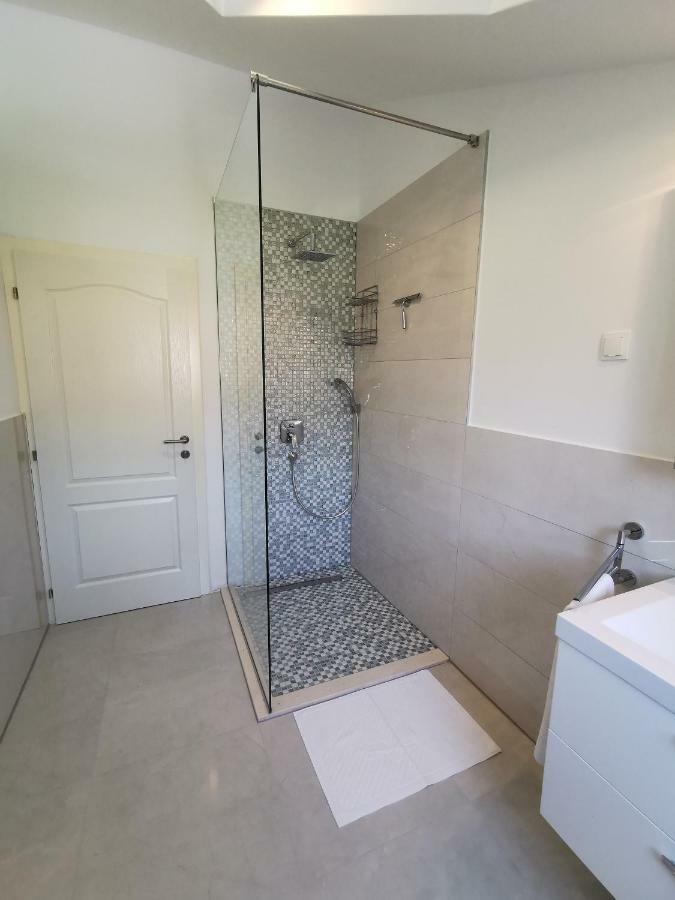 New Apartments 9 Minutes From Split Airport Kaštela Exteriör bild