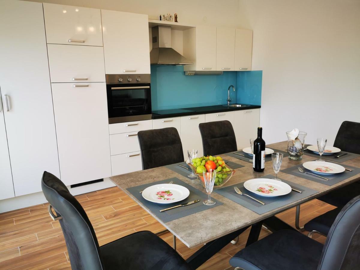 New Apartments 9 Minutes From Split Airport Kaštela Exteriör bild